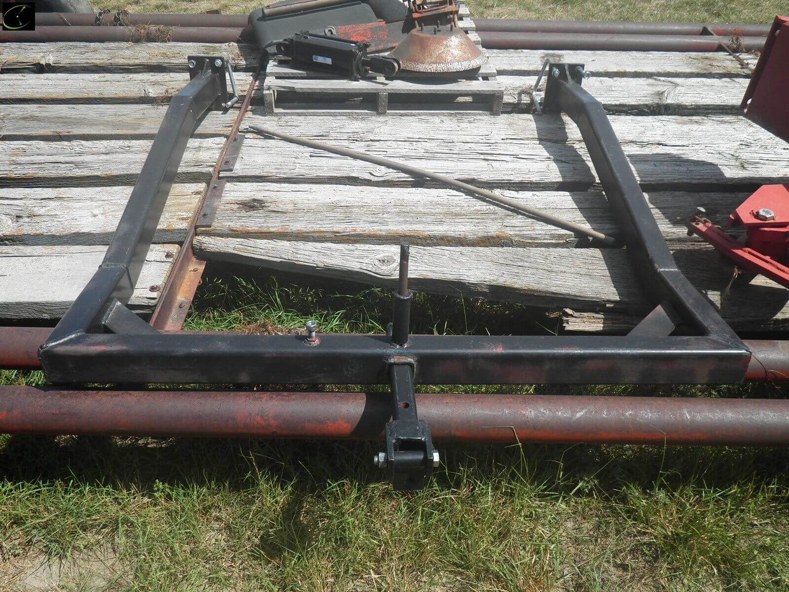 bolt-on rear implement hitch-image