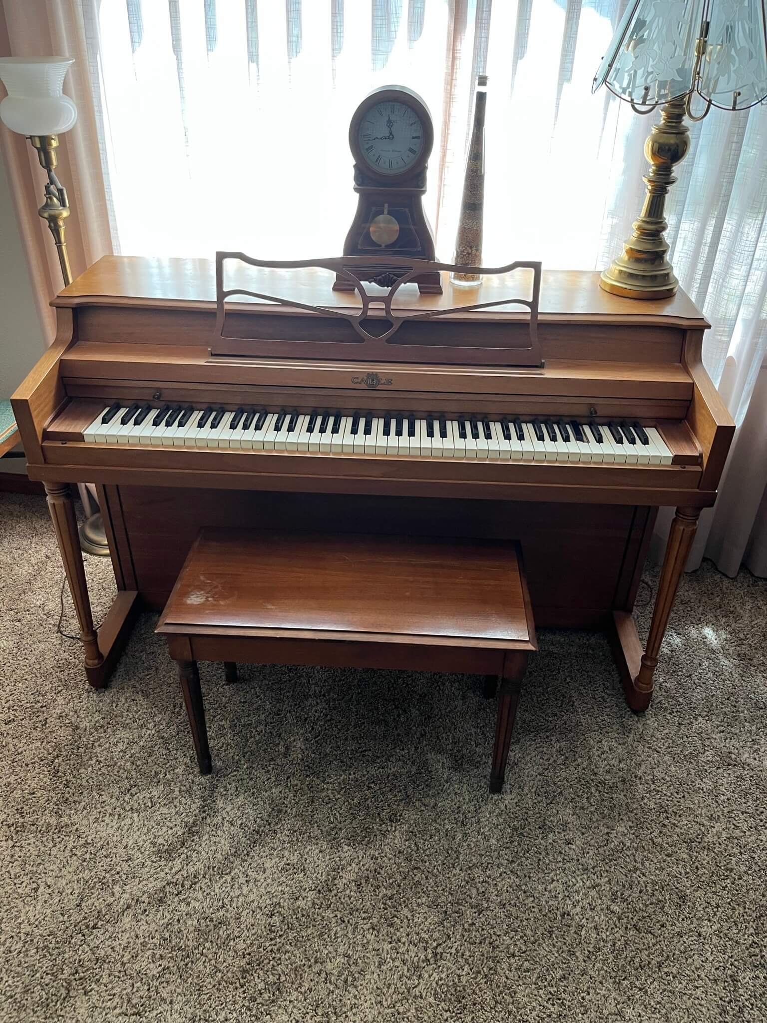 Cable piano with bench main image