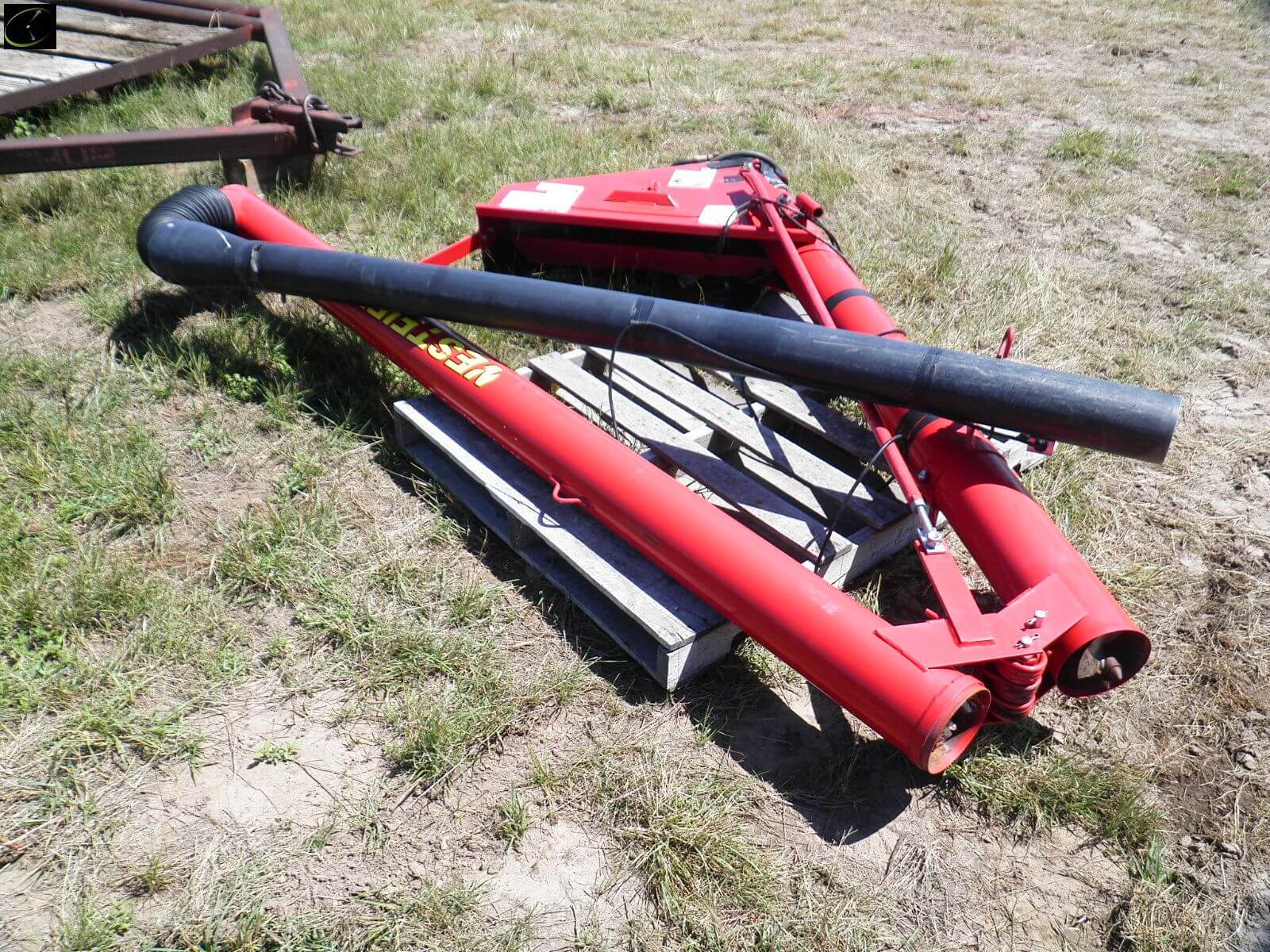 Westfield 6 inch tailgate drill fill augers-image