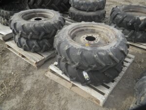 11.2-38 and 11.2-24 sprinkler tires-image