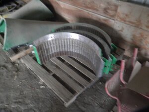 John Deere S680 small grain concaves-image
