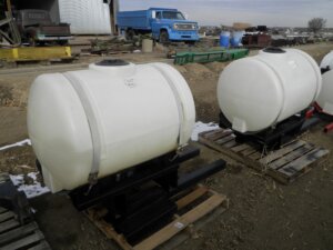 300 gallon saddle tanks with International mounts-image