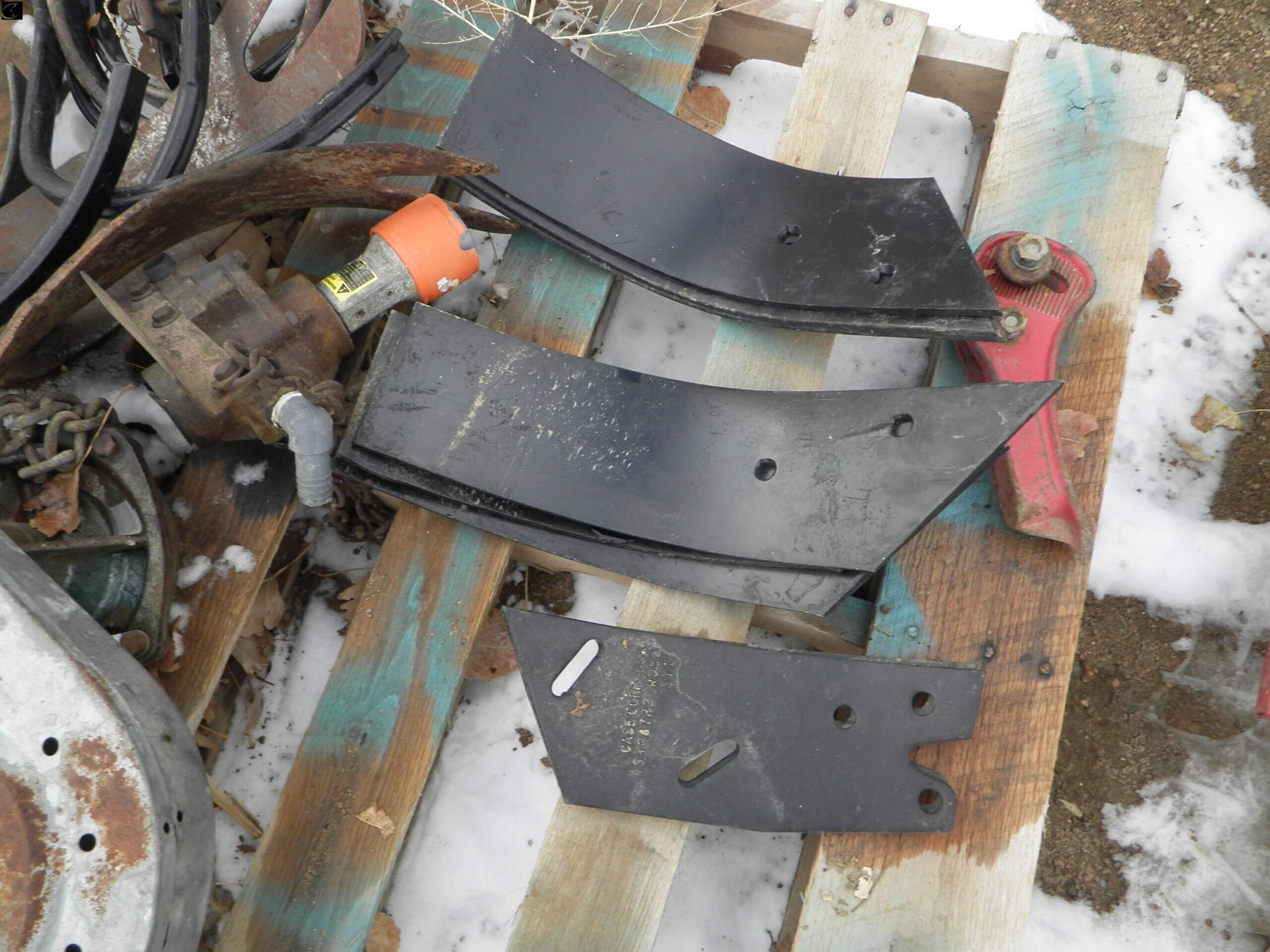 new IH plow parts-image