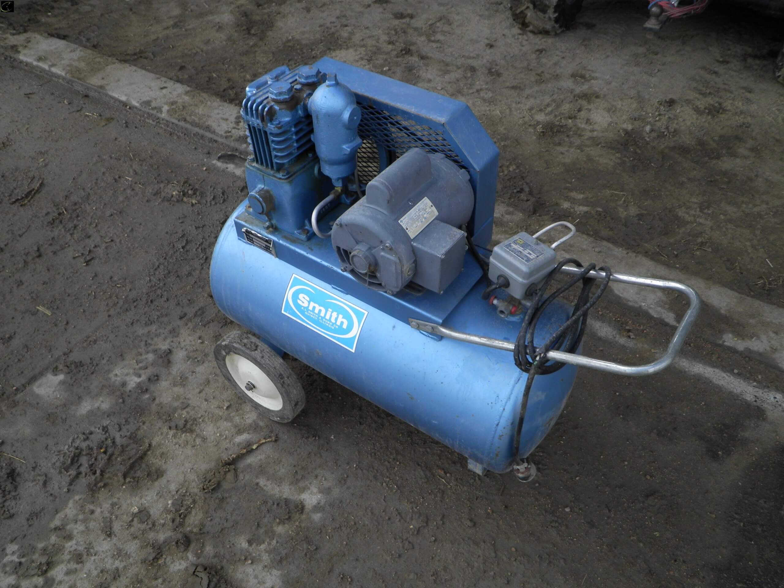 Smith 110v air compressor-image