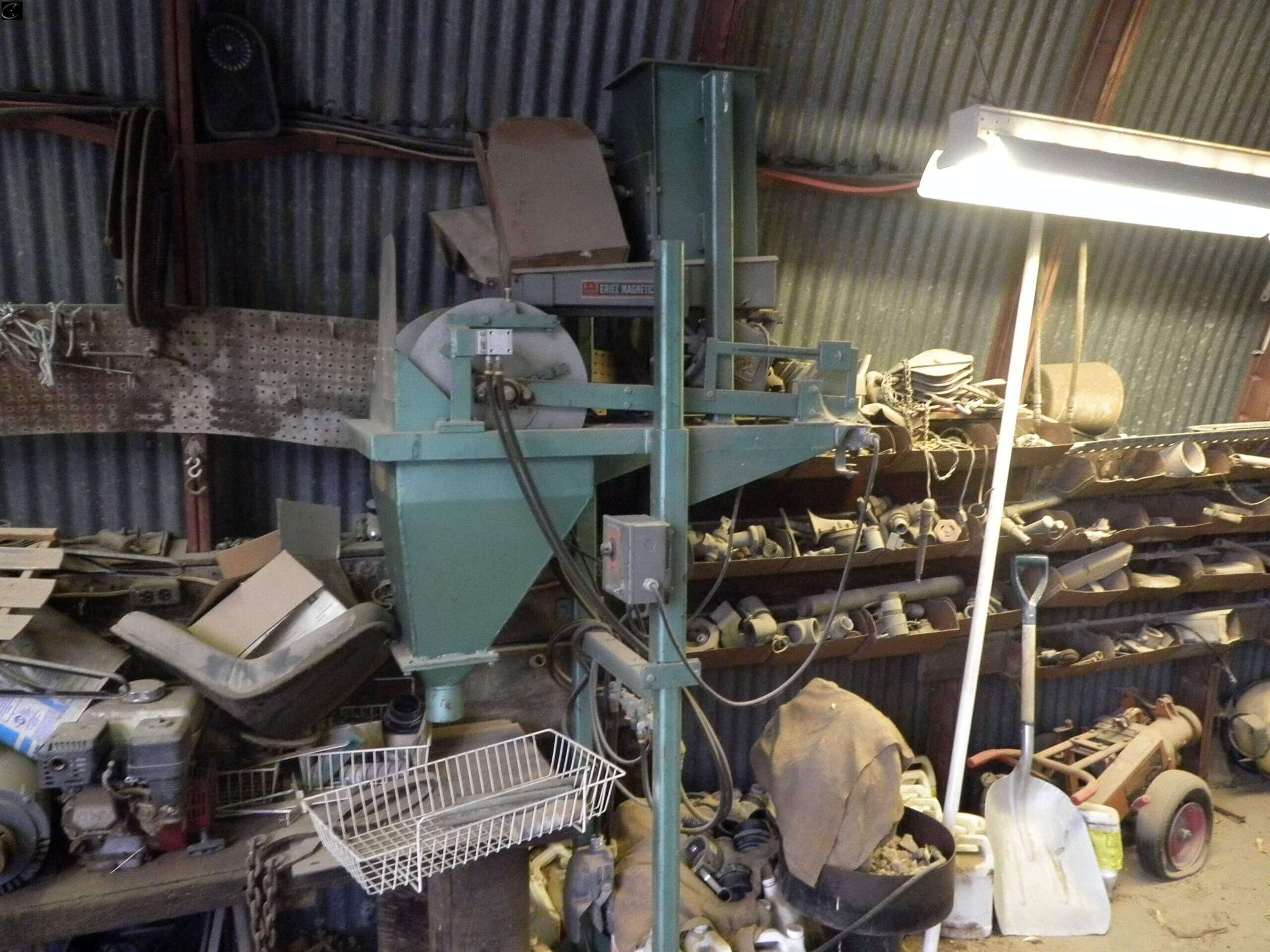 Eriez Magnetics bagger-image