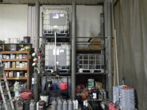 six-tote bulk oil rack-image