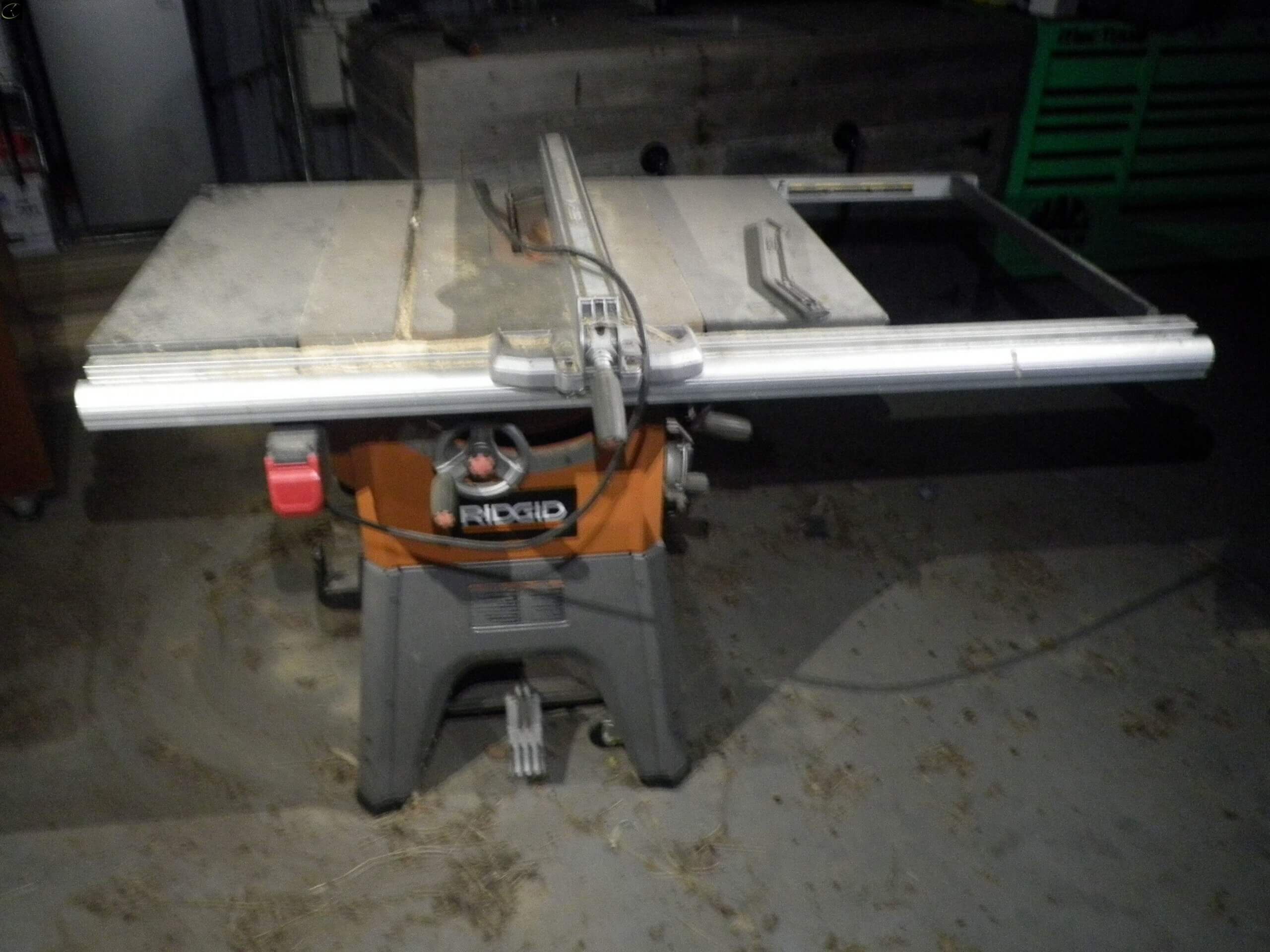 Ridgid R415R2 10 inch table saw 110 volt-image
