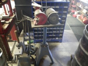 double wheel grinders on stand-image